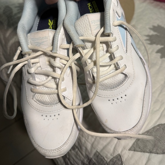 Reebok - Picture 1 of 3